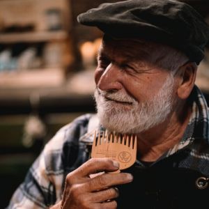 Peigne à barbe en bois de Aulne